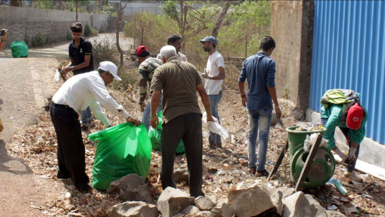 Gujarat Confidential: Cleaning drive | Soche India